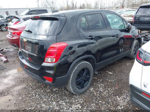 2020 CHEVROLET TRAX KL7CJKSB5LB328251 Photo 3