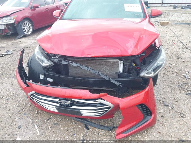 5NPD84LF7HH132415 Hyundai ELANTRA SE