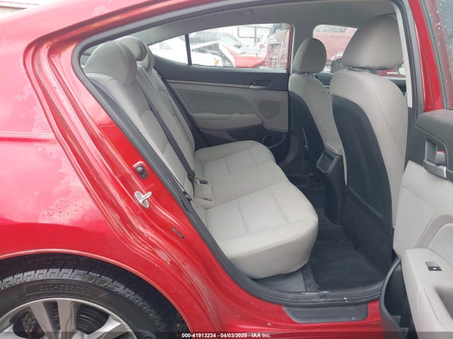 5NPD84LF7HH132415 Hyundai ELANTRA SE