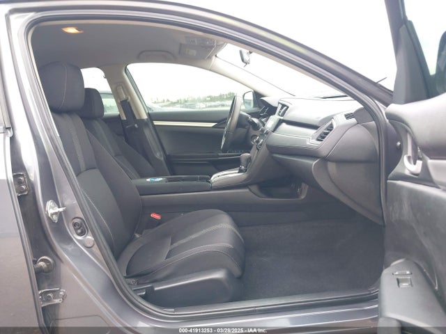 2HGFC2F58JH596666 Honda Civic Lx
