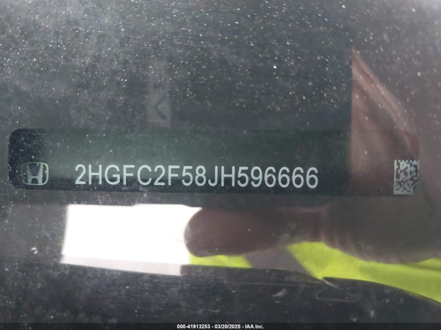 2HGFC2F58JH596666 Honda Civic Lx