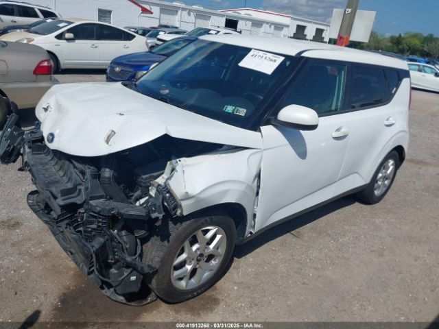 KNDJ23AU2M7774376 KIA SOUL S