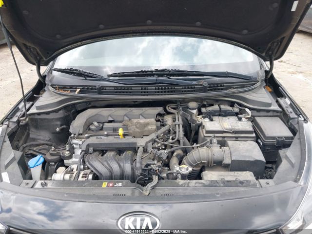 3KPA24AD4ME400227 KIA RIO LX