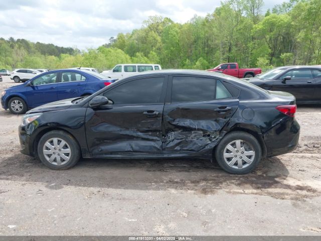 3KPA24AD4ME400227 KIA RIO LX