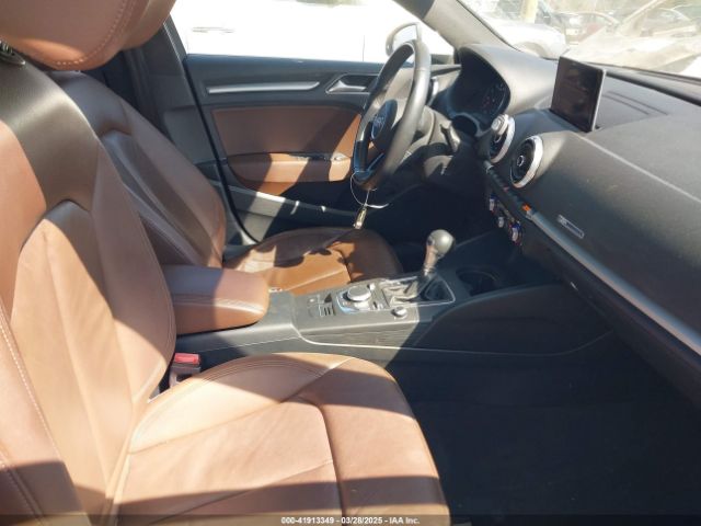 WAUAUGFF5J1052777 Audi A3 2.0t Premium/2.0t Tech Premium