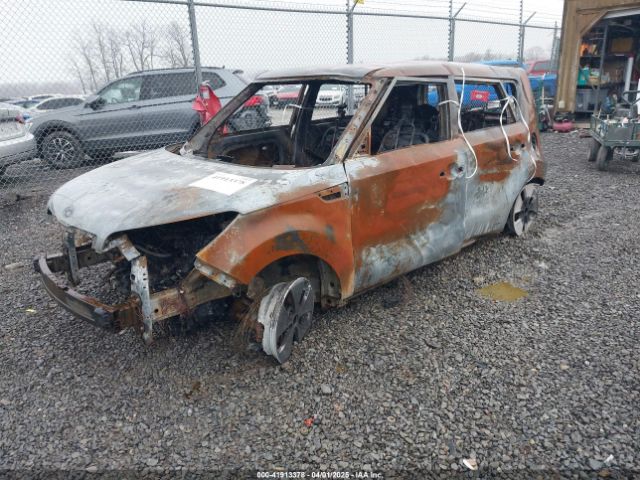 KNDJN2A22E7055324 KIA Soul !