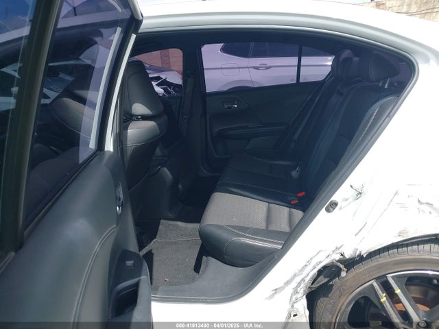 1HGCR2F59HA112062 Honda Accord Sport