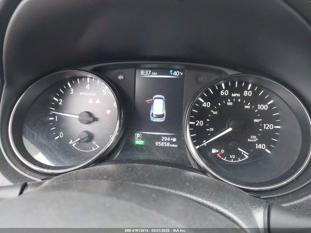 JN8AT2MV8HW268000 Nissan ROGUE SV