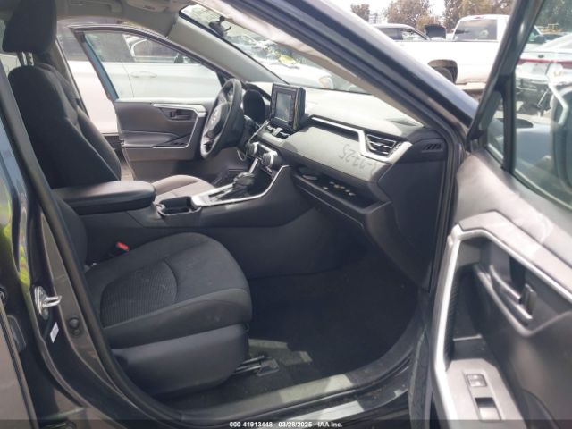 2T3H1RFV4MC098444 Toyota RAV4 LE