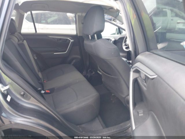 2T3H1RFV4MC098444 Toyota RAV4 LE