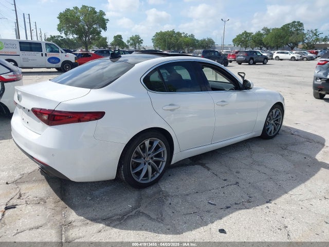 ZARFAEBN5H7551045 Alfa Romeo Giulia Rwd