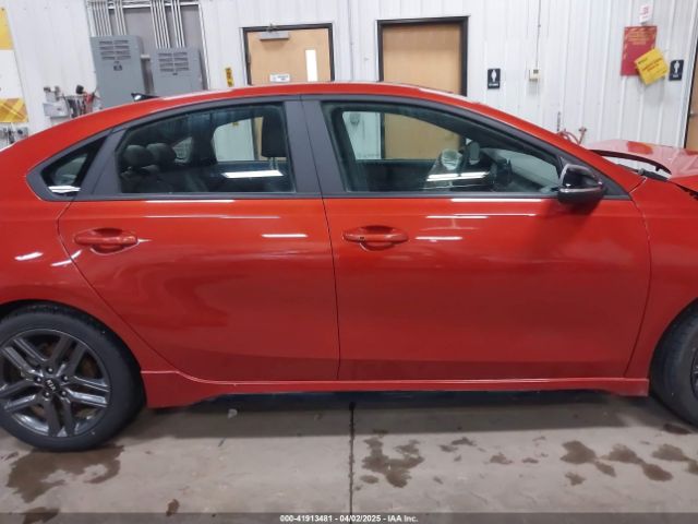 3KPF34AD3LE206998 KIA Forte Gt-line