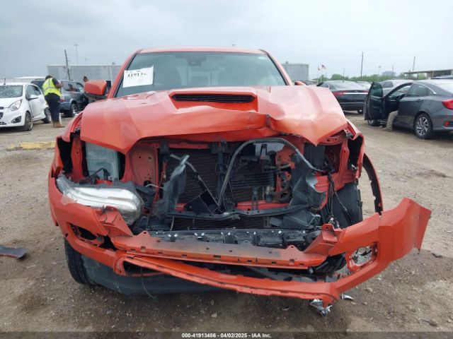 3TMAZ5CN2JM076140 Toyota Tacoma Trd Sport