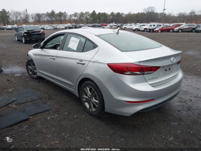5NPD84LF8JH362440 Hyundai ELANTRA SEL