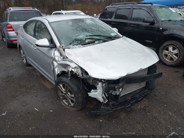 5NPD84LF8JH362440 Hyundai ELANTRA SEL
