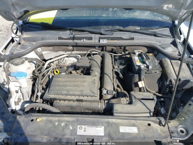 3VWDB7AJ7JM239794 Volkswagen Jetta 1.4t Se/1.4t Wolfsburg Edition