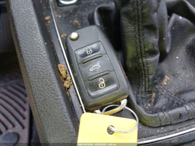 3VWDB7AJ7JM239794 Volkswagen Jetta 1.4t Se/1.4t Wolfsburg Edition