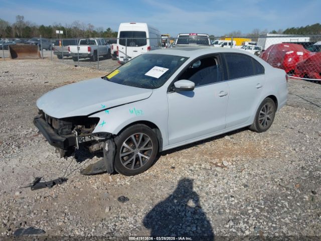 3VWDB7AJ7JM239794 Volkswagen Jetta 1.4t Se/1.4t Wolfsburg Edition