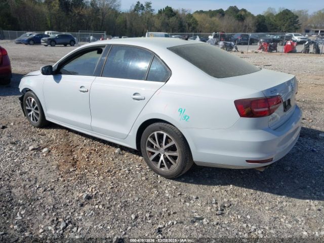 3VWDB7AJ7JM239794 Volkswagen Jetta 1.4t Se/1.4t Wolfsburg Edition