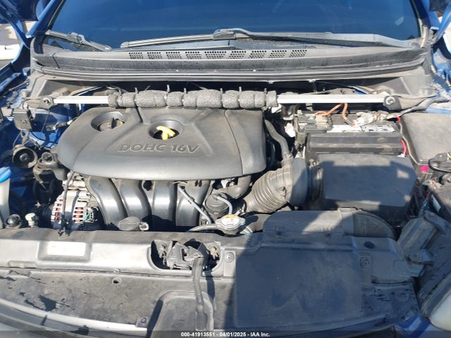 5NPDH4AE0FH646713 Hyundai ELANTRA SE