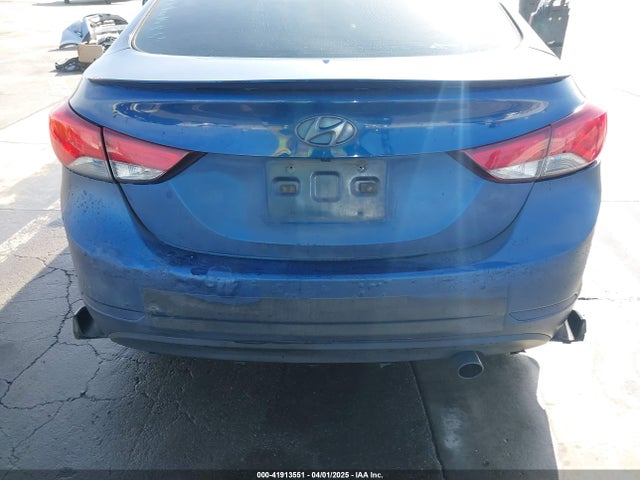 5NPDH4AE0FH646713 Hyundai ELANTRA SE