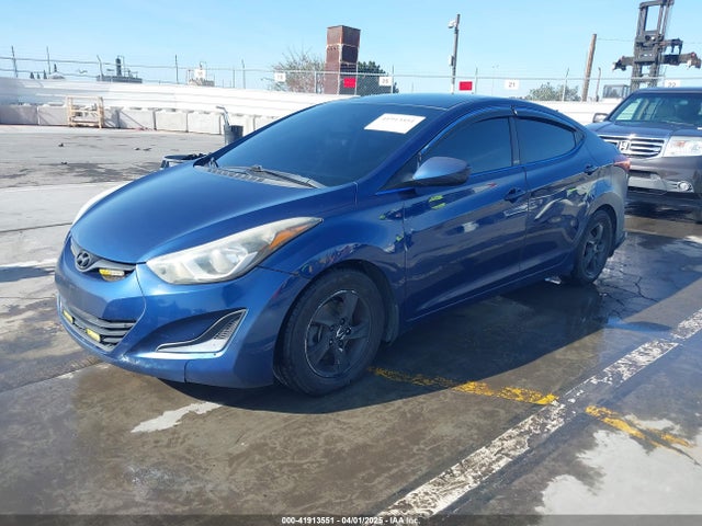 5NPDH4AE0FH646713 Hyundai ELANTRA SE