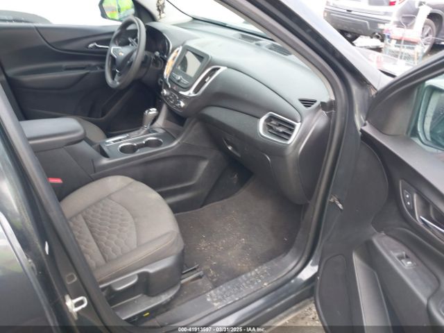 2GNAXKEV0K6175950 Chevrolet EQUINOX LT