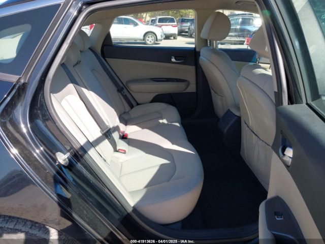 5XXGT4L35GG107220 KIA Optima Lx