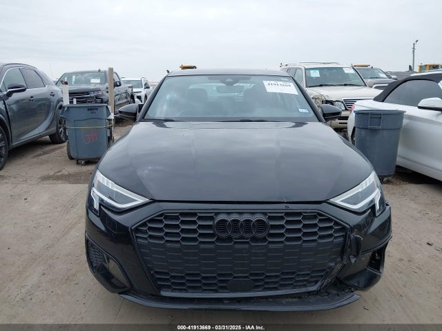 WAUAUDGY4RA137345 Audi 40 tfsi (2.0t)