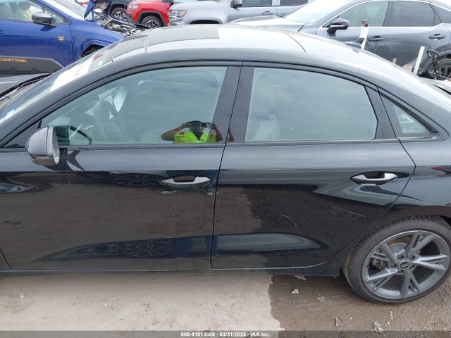 WAUAUDGY4RA137345 Audi 40 tfsi (2.0t)