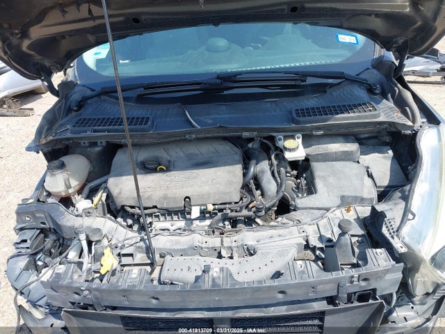 1FMCU0GD5JUB11305 Ford ESCAPE SE