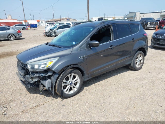 1FMCU0GD5JUB11305 Ford ESCAPE SE