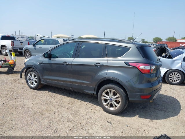 1FMCU0GD5JUB11305 Ford ESCAPE SE