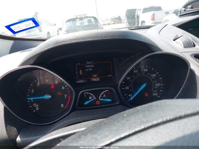 1FMCU0GD5JUB11305 Ford ESCAPE SE