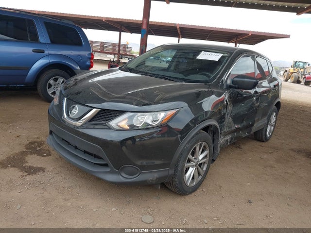 JN1BJ1CP2KW238262 Nissan Rogue Sport S