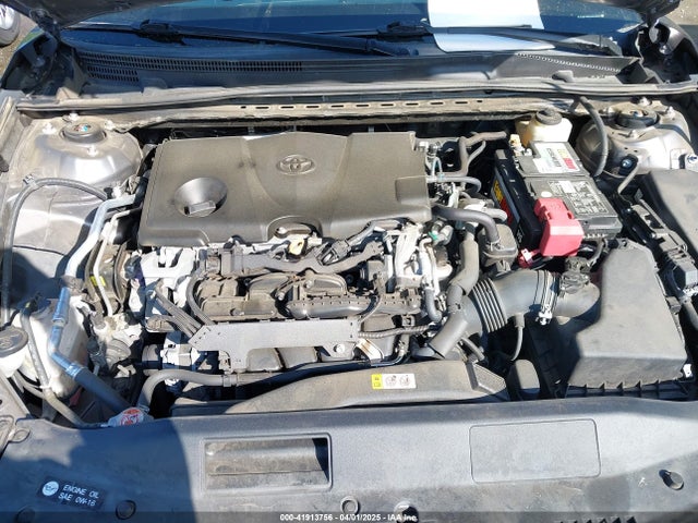 4T1B11HK3JU518806 Toyota CAMRY SE