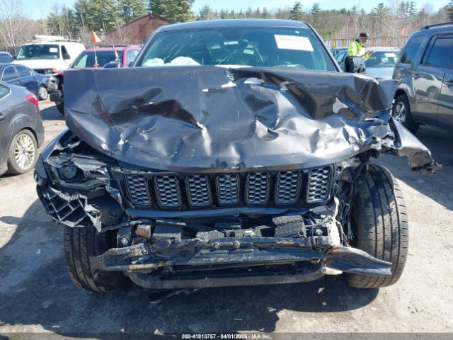 1C4RJFAGXJC139538 Jeep Grand Cherokee Altitude 4x4
