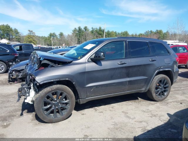 1C4RJFAGXJC139538 Jeep Grand Cherokee Altitude 4x4