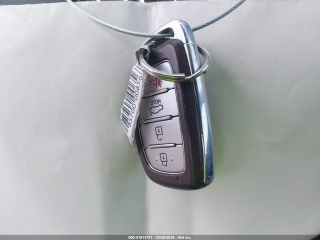 KMHD84LF6HU275714 Hyundai Elantra Value Edition