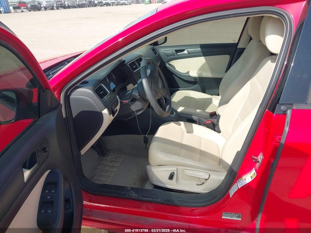 3VWD07AJ4EM292979 Volkswagen Jetta 1.8t Se