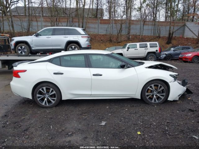 1N4AA6AP2HC449731 Nissan Maxima 3.5 S