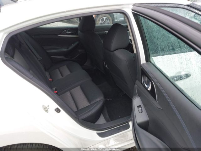 1N4AA6AP2HC449731 Nissan Maxima 3.5 S