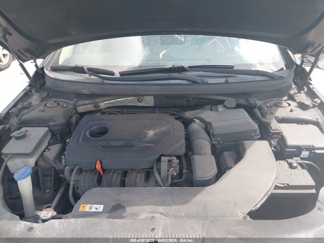 5NPE24AF8FH151075 Hyundai SONATA SE