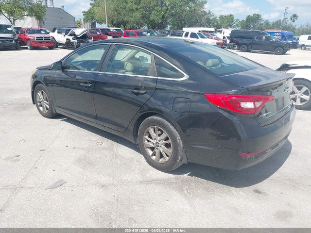 5NPE24AF8FH151075 Hyundai SONATA SE