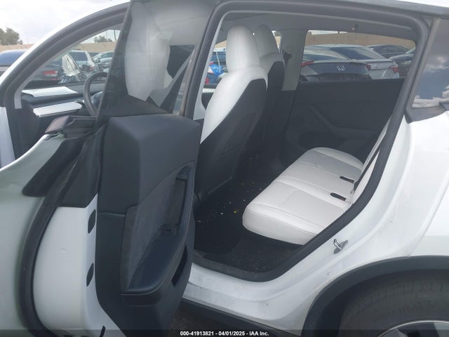 2023 TESLA MODEL Y 7SAYGDEE5PA147680 Photo 7