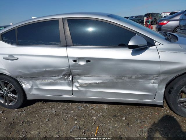 5NPD84LF6HH062986 Hyundai ELANTRA SE