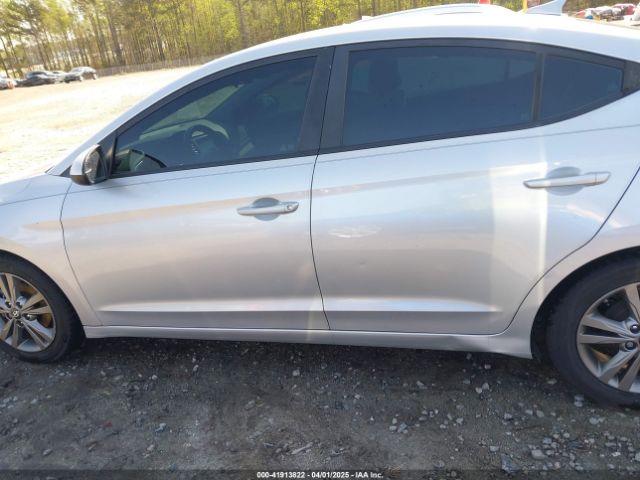 5NPD84LF6HH062986 Hyundai ELANTRA SE
