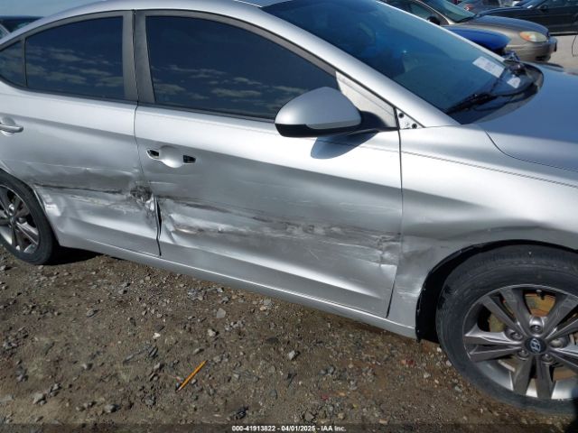 5NPD84LF6HH062986 Hyundai ELANTRA SE