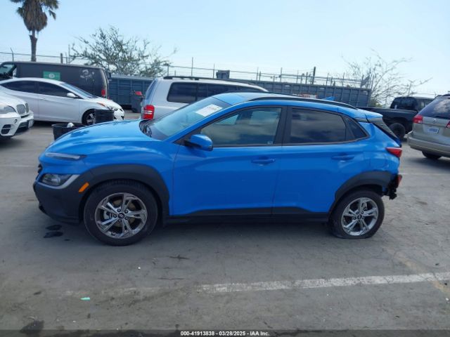 KM8K32AB9NU916456 Hyundai Kona Sel