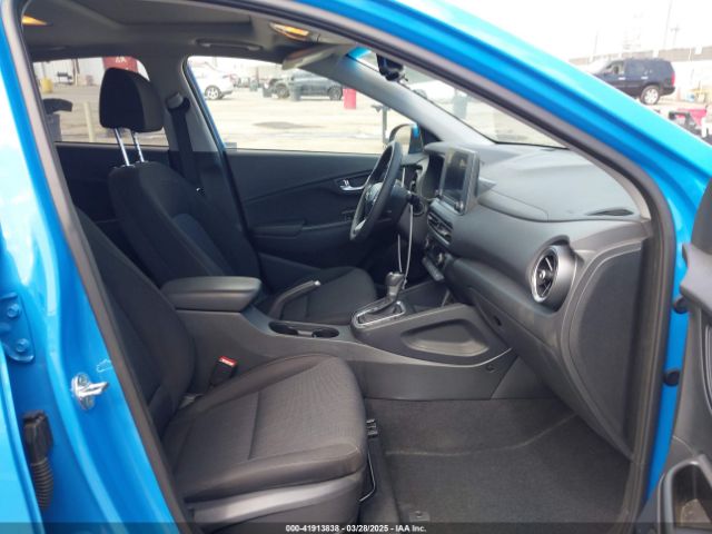 KM8K32AB9NU916456 Hyundai Kona Sel